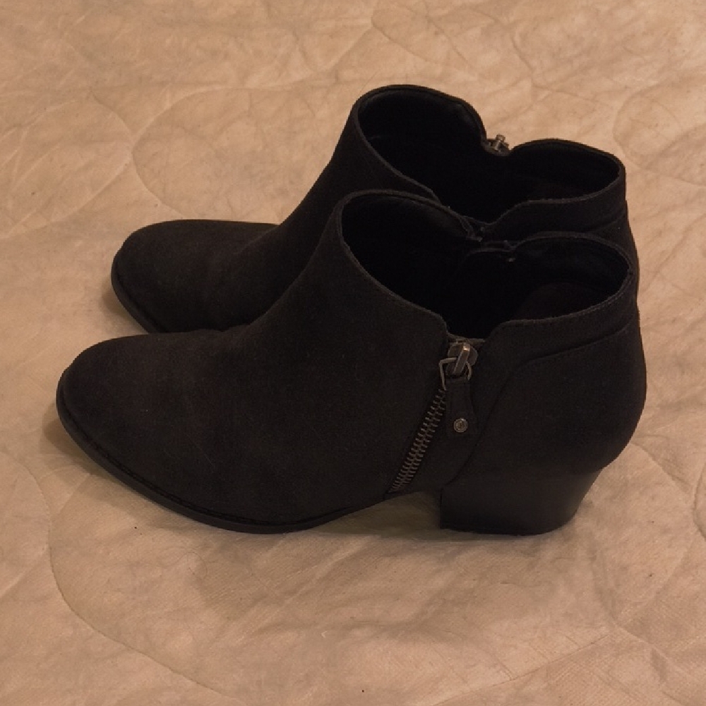 Life Stride Black Ankle Booties